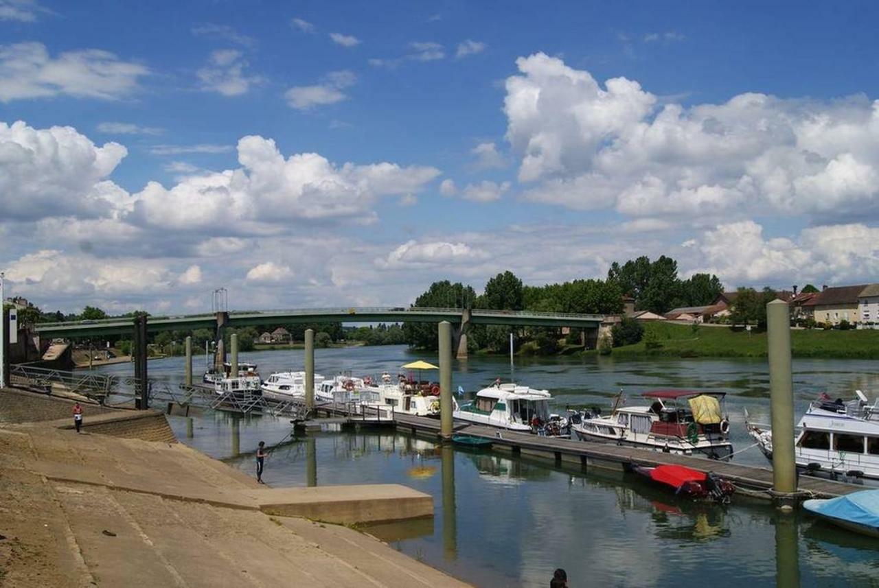 Tournus Belle Maison Vue Sur Saone Exteriér fotografie